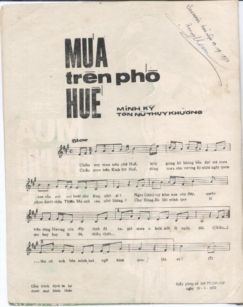Sheet nhạc Mưa trên phố Huế - Trang 1