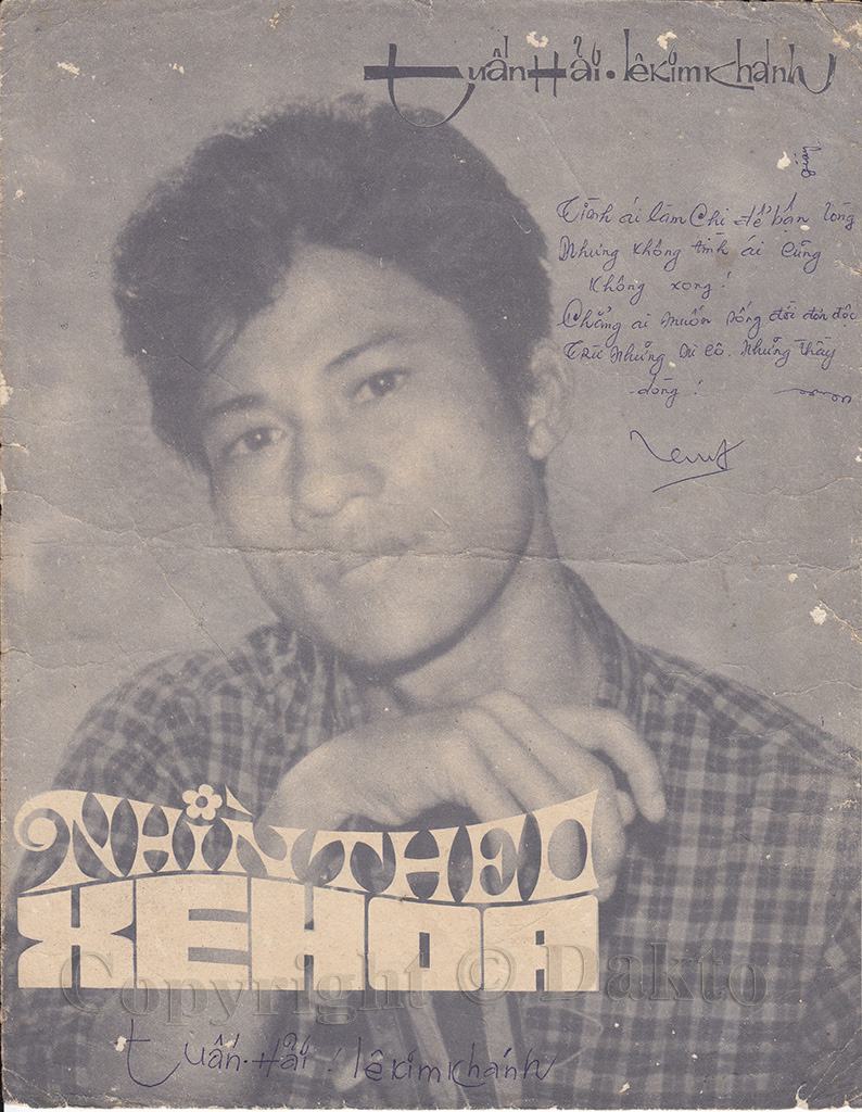 Sheet nhạc Nhìn theo xe hoa - Trang 1